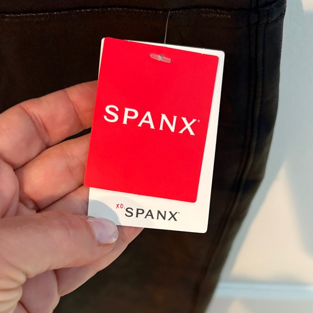 SPANX Sleek Black Faux Leather Leggings - Picture 4 of 7